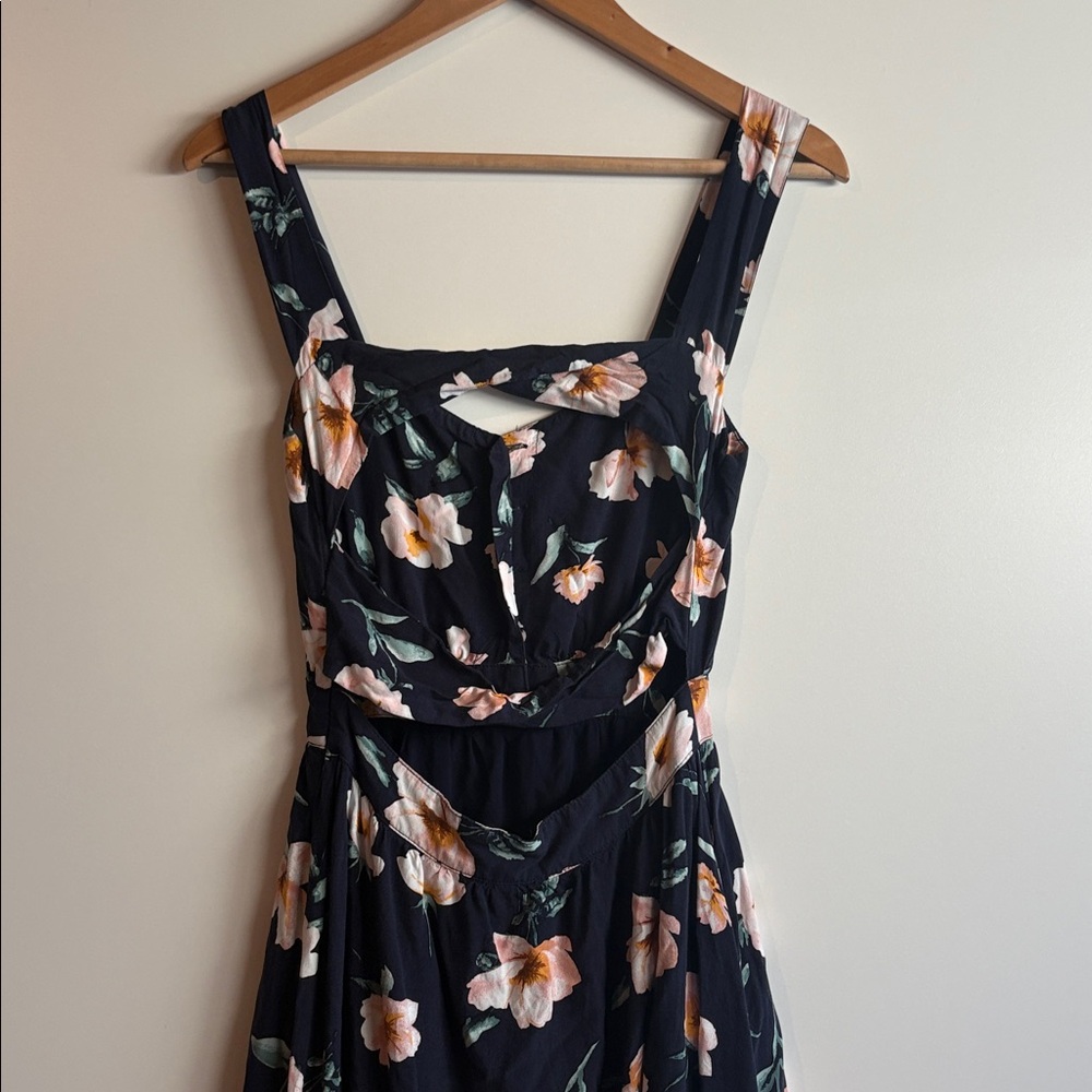 Reformation Lanai Floral Sleeveless Dress In Navy - Picture 10 of 14
